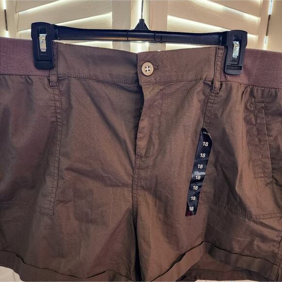 TORRID GRAY/GREEN SHORTS SIZE 18 NEW - Picture 4 of 6